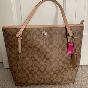 Coach Peyton Style Purse